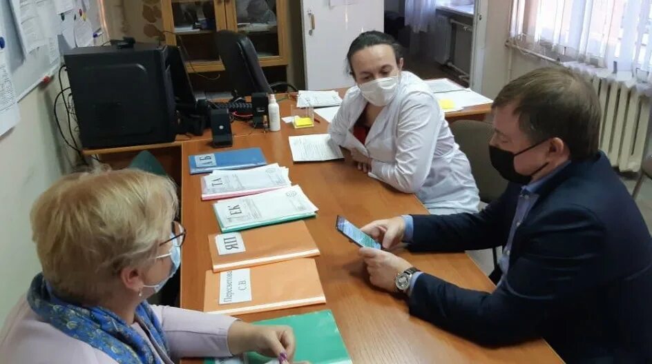 Мфц рефтинский график. Рефтинская больница. п рефтинский поликлиника. главврач рефтинской больницы. горбольница рефтинский.