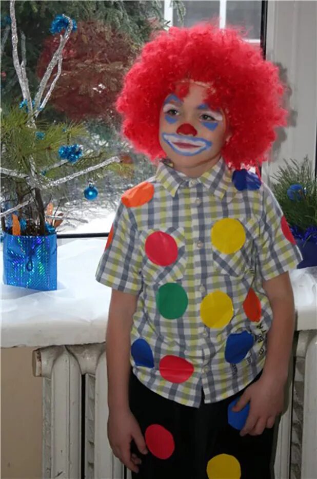 Костюм клоуна. Костюм клоуна для ребенка в садик. Новогодний костюм клоуна. Костюм клоуна для мальчика. Смешной наряд в садик