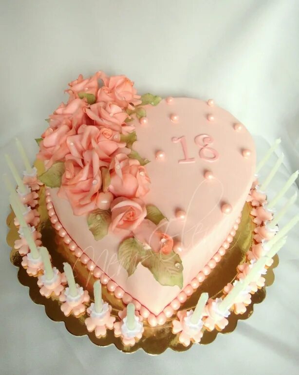 Торт для девушки. Нежный торт для девушки. Красивый торт для девушки. Торт на день рождения девушке. Торты на день рождения девушке 20