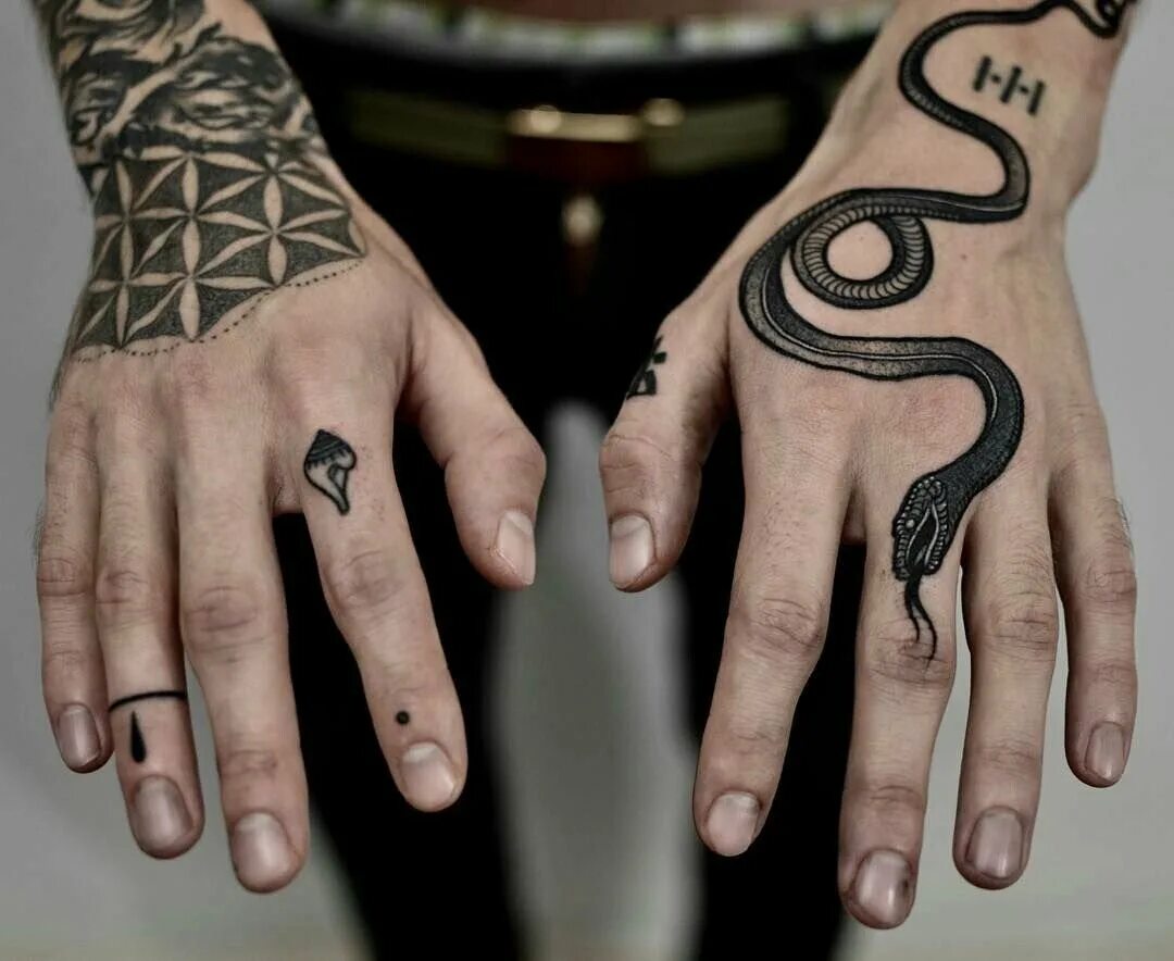 El tattoo