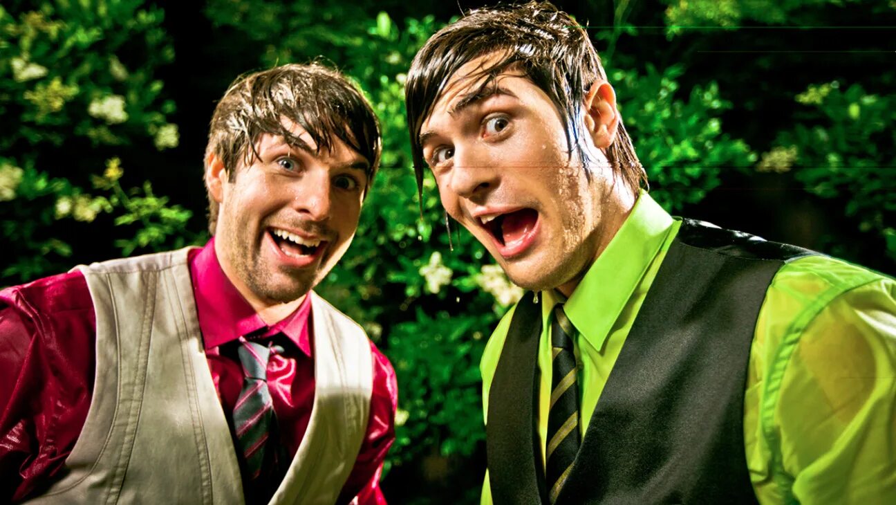 Мэттью бомер белый воротничок. Дэвид теннант доктор. Десятый доктор. Дэвид теннант доктор кто. Дэвид теннант доктор.