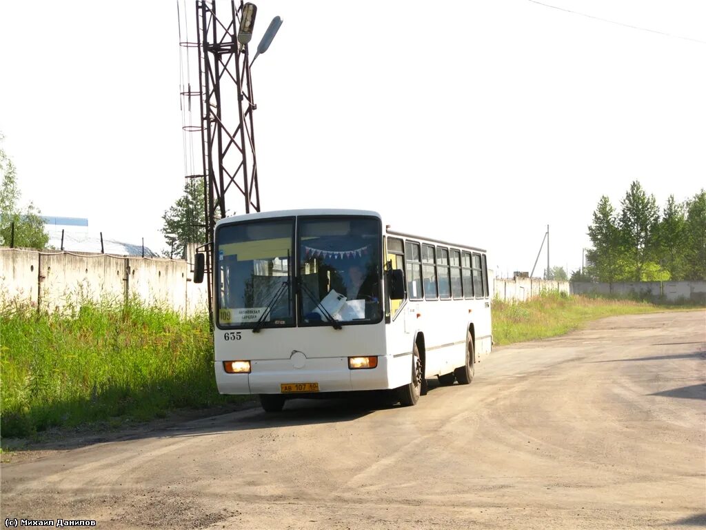 Автобус Псков. Псков Брянск автобус. Автовокзал Псков. Автобус Псков 2010. 345 автобус большаково