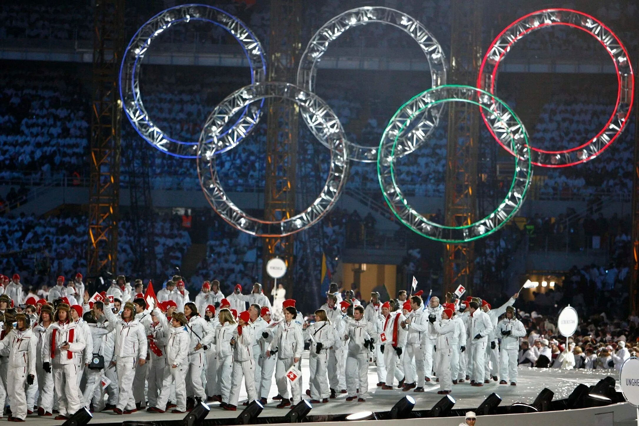 Военно олимпийские игры. Турин 2006 церемония открытия. Открытие олимпиады в Турине 2006.