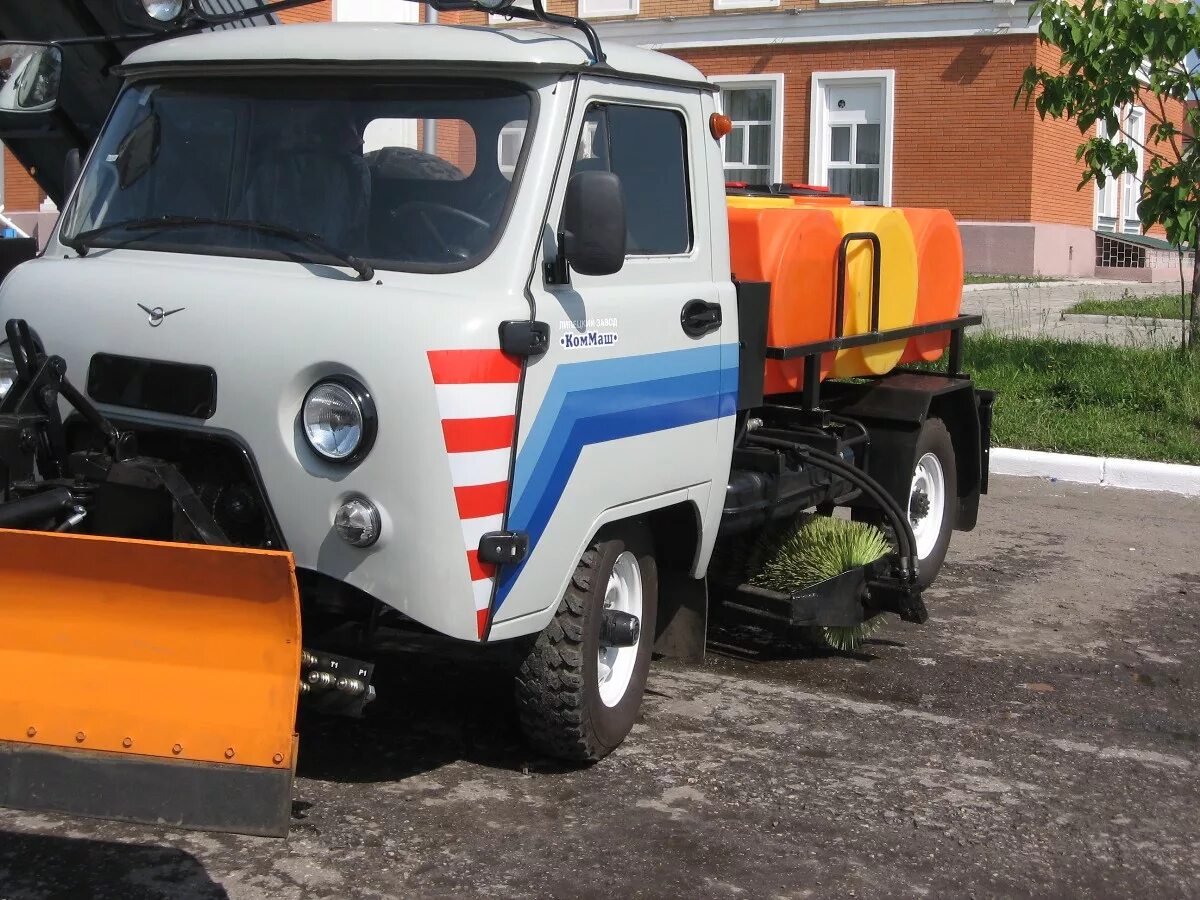 Машина мкм-1904 «чистик». Многофункциональная комбинированная машина мкм-1904-01. Уаз мкм 1904. Уаз чистик коммунальная машина. Липецкий коммунальный завод.