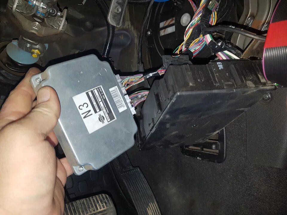 Удаление скрипа в управлении заслонок климат-контроля - Nissan Pathfinder (3G), 