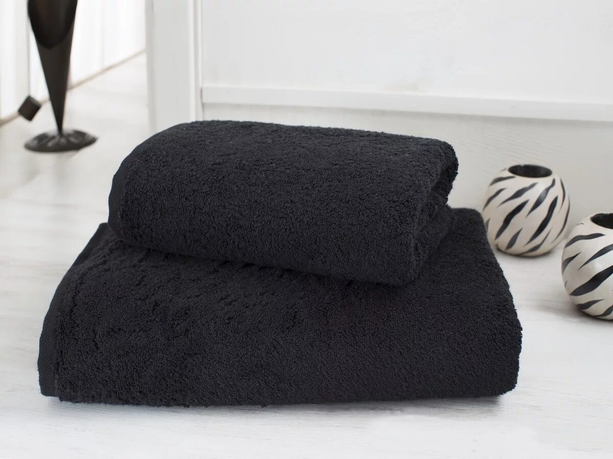 Черные полотенца для ванной. Efes полотенце. Черное полотенце. Черное махровое полотенце. Полотенце черное махровое банное.
