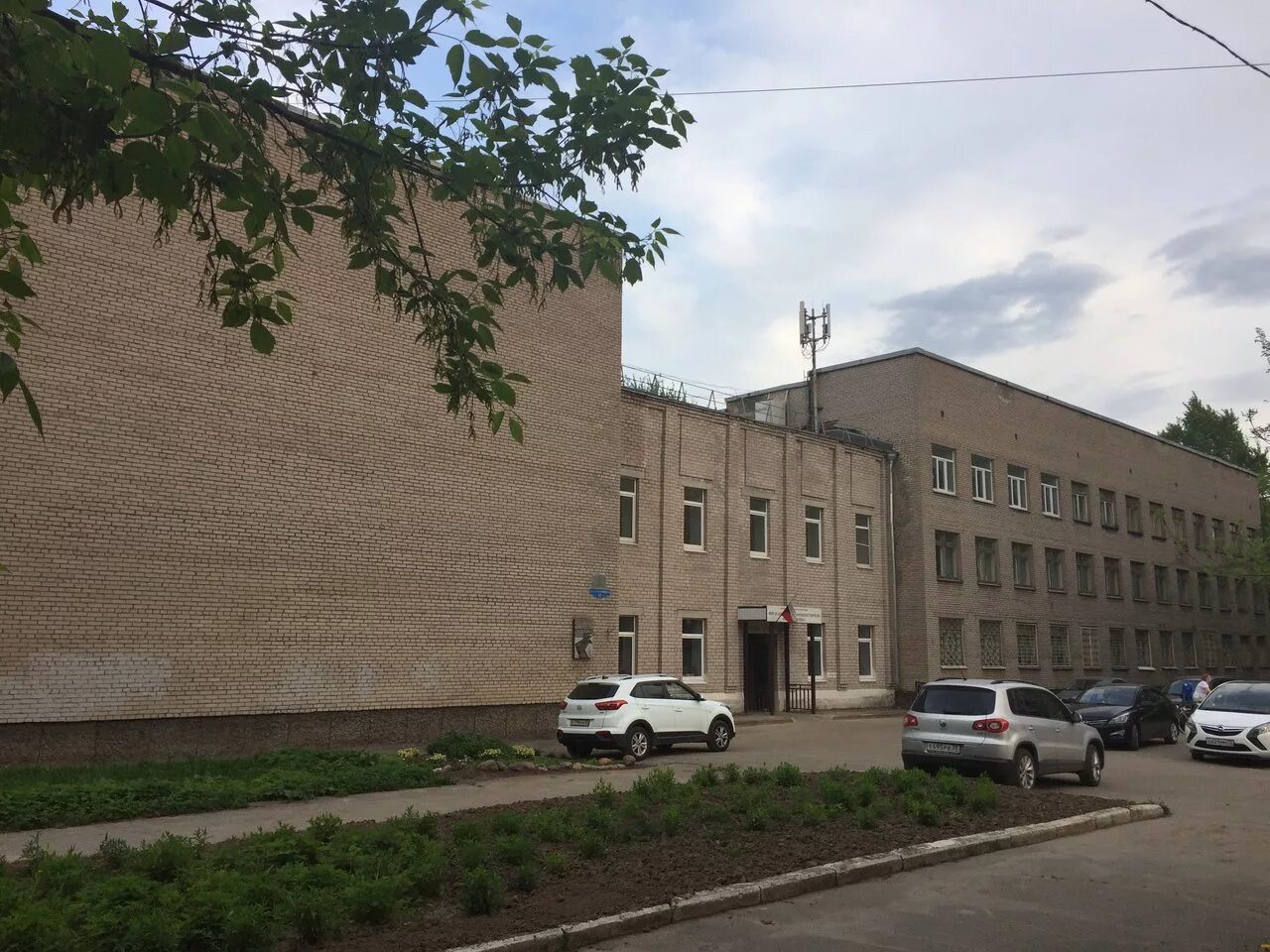 сталеваров 32. улица металлургов краснотурьинск. ул сталеваров запорожье. череповец, ул. металлургов 32.