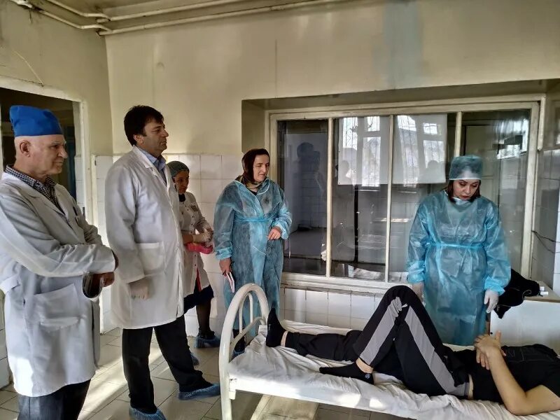 Психиатрическая больница в нью-йорке. Стэнфорд больница сша. Психиатрическая больница. Окно в больнице. Кировский ковидный госпиталь.