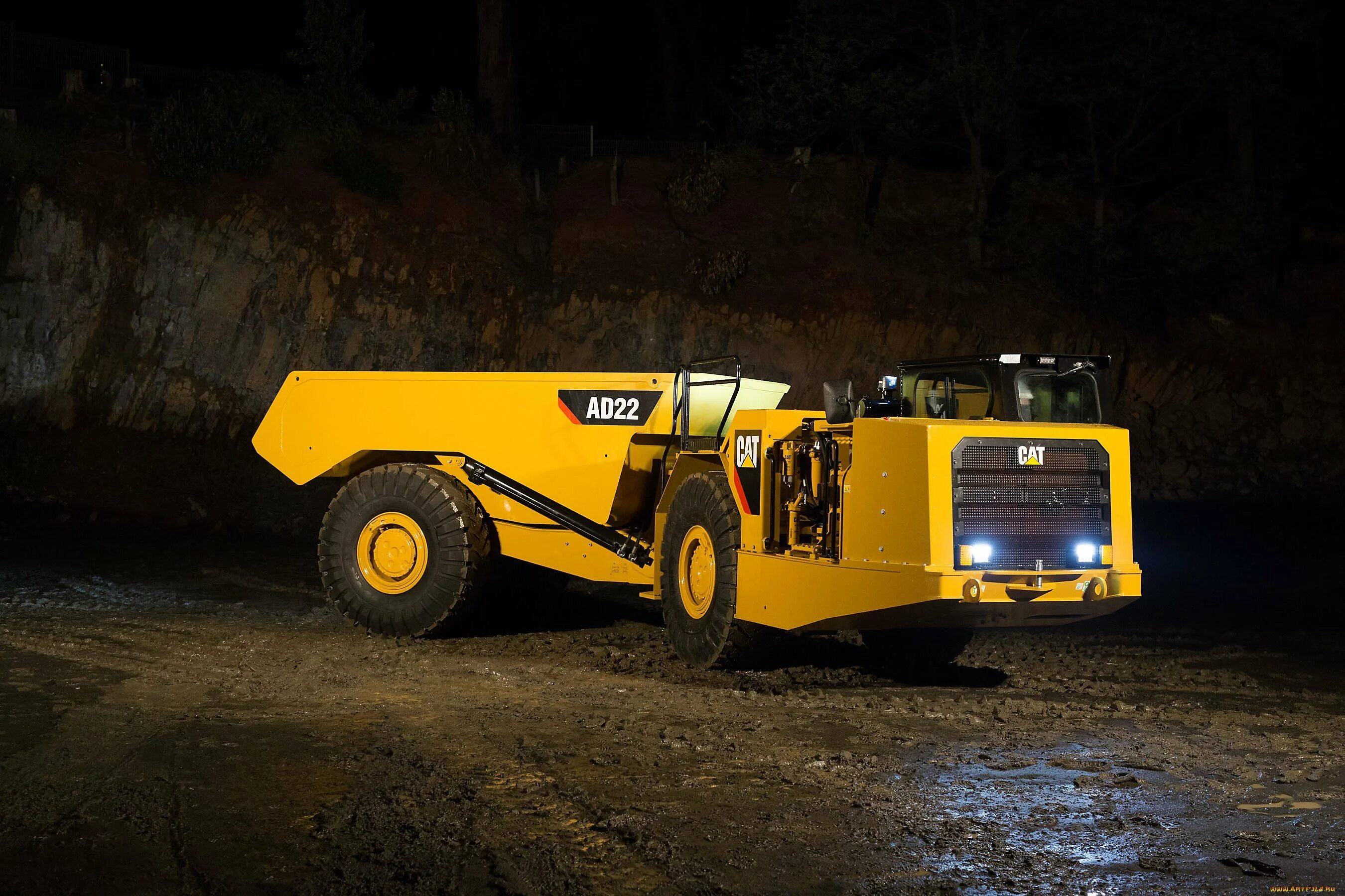 Подземный самосвал sandvik th430. Шахтный самосвал cat ad-30. Шахтный самосвал caterpillar. Моаз-7405-9586. Подземный самосвал caterpillar ad30.
