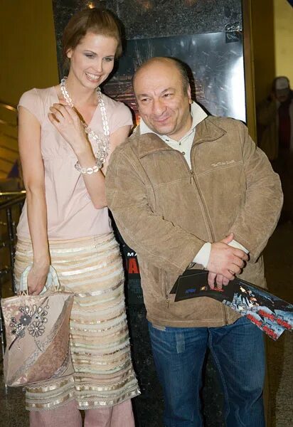 Михаил багдасаров биография личная жизнь "Алиби" на двоих (2010) Левая работа / Наша работа кадры из фильма российс