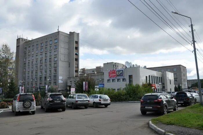 Магазин два колеса комсомольск на амуре. Близкий комсомольск на амуре. Близкий магазин владивосток. Близкий комсомольск на амуре. Улица васянина в комсомольске на амуре.