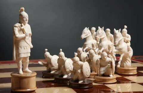 Шахматы из кости