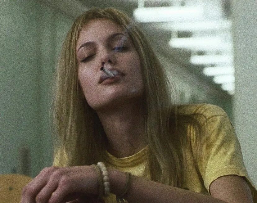 Cigarettes out the window tv girl обложка. Tv girl cigarettes out the window slowed. Cigarettes out the window от tv girl. Cigarettes out the window tv girl альбом. Neevah album.