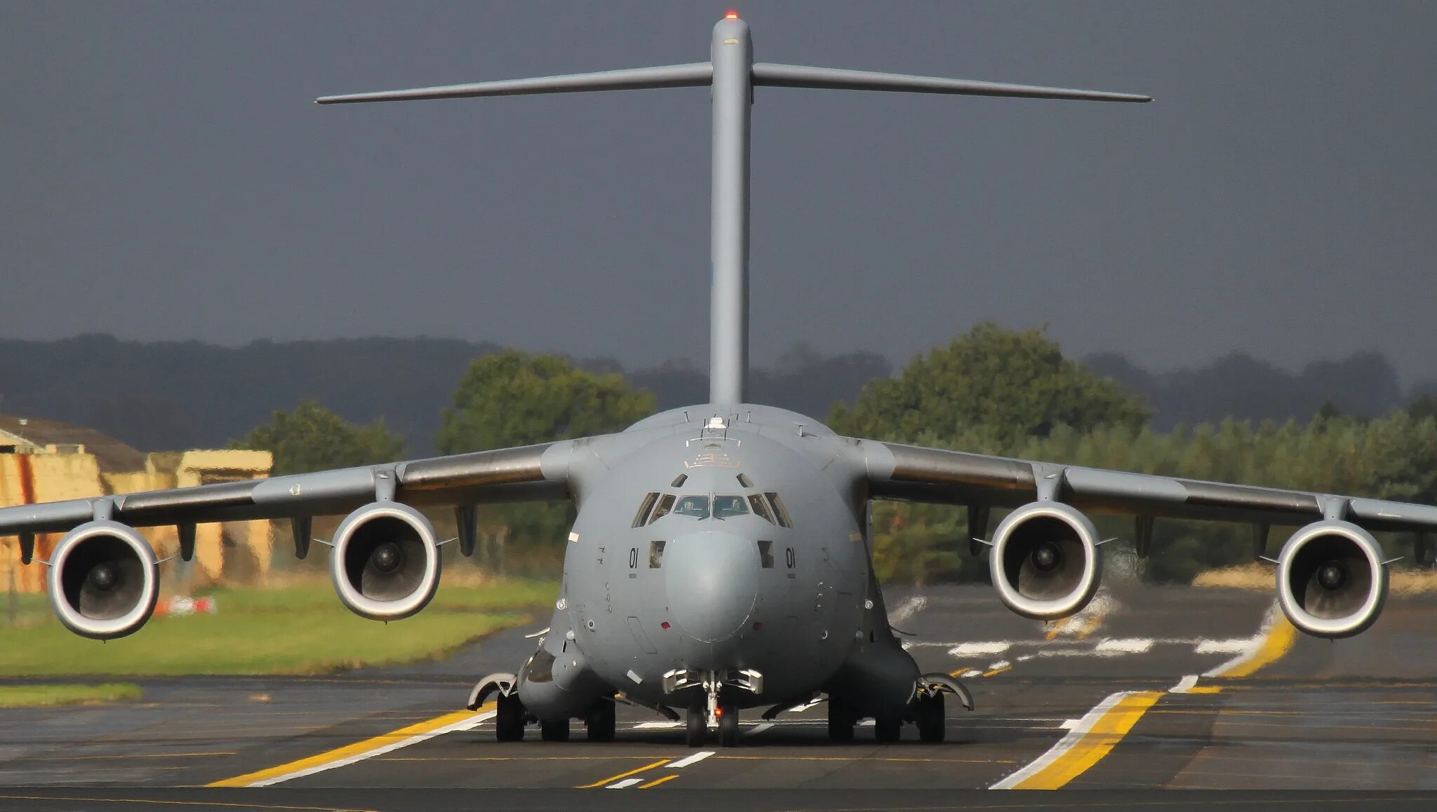 Boeing c-17 Globemaster. Boeing c-17 Globemaster III. Боинг с 17 Глоубмастер 3. Boeing c-17 Globemaster III фото.