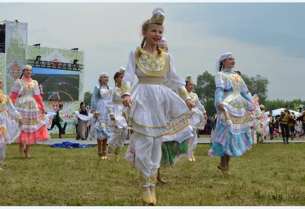 Минниханов сабантуй. Сельский сабантуй. Всероссийский сельский сабантуй 2013. Сельский сабантуй. Татарский сабантуй.