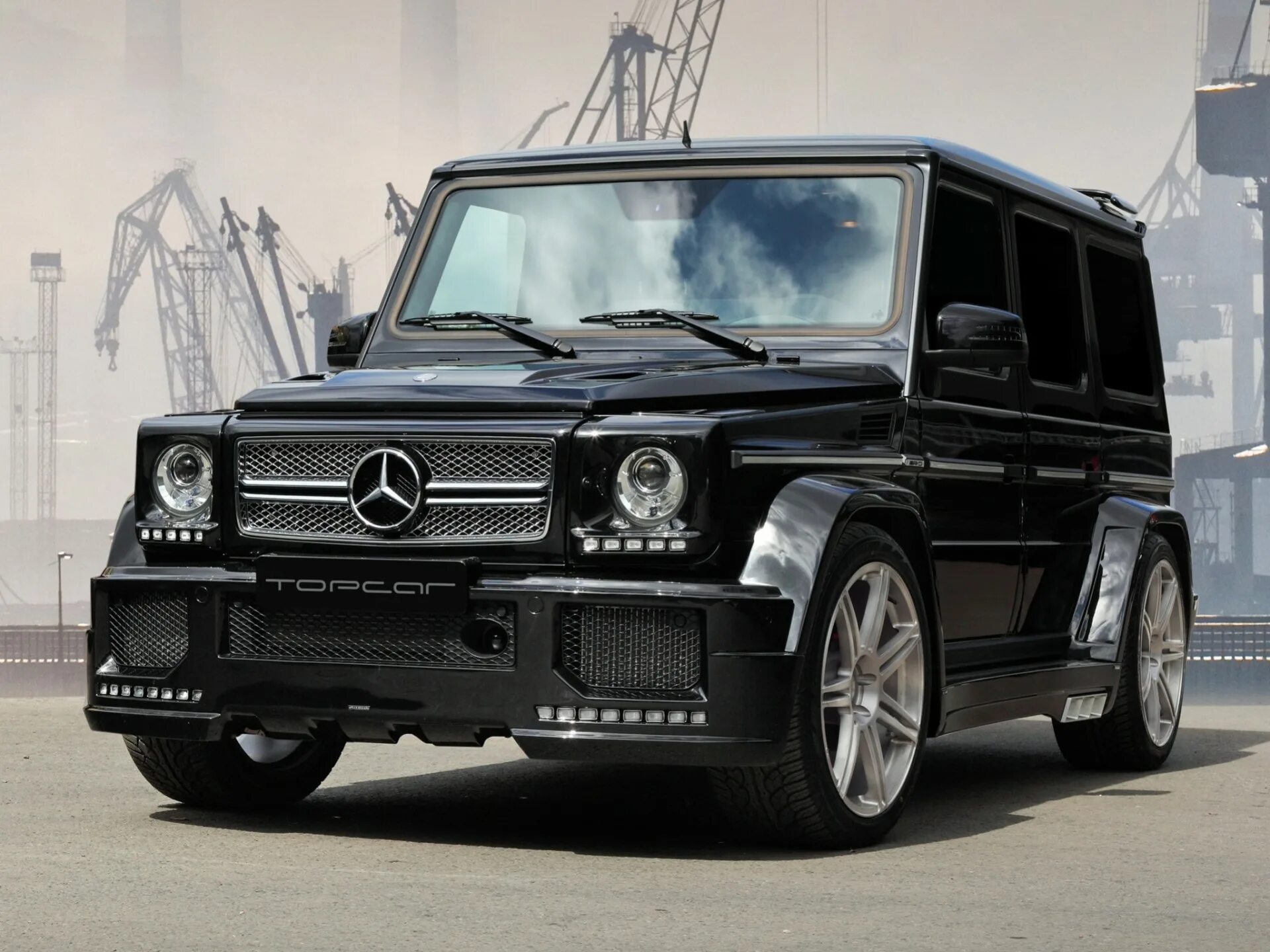 Какие есть гелики. Mercedes Benz g63. Мерседес Гелендваген АМГ. Мерседес g63 AMG. Mercedes Benz g65 AMG.