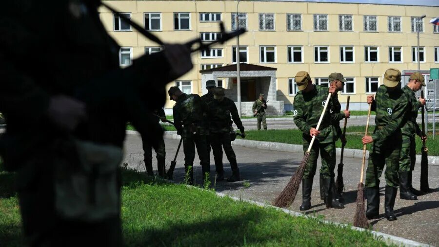 Содержание осужденных военнослужащих