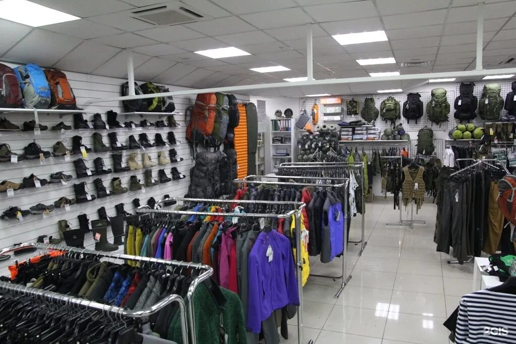 Магазин снаряжения для туризма. Военный магазин. Магазин сплав на красной площади. Сплав калуга. Сплав тверь.