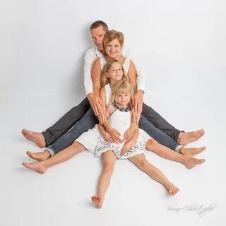 Фотосессия семьей позы