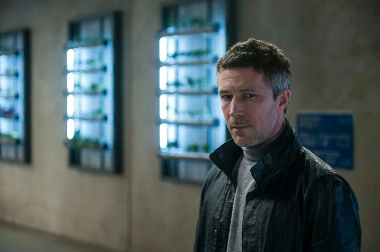 бегущий в лабиринте 2015 постер. испытания огнем 2015. бегущий в лабиринте испытание огнём 2015 постер. бегущий в лабиринте: испытание огнём (2015). бегущий в лабиринте 2 испытание огнём.