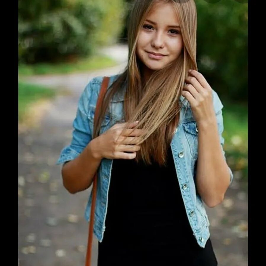 Покажите девушек лет 14