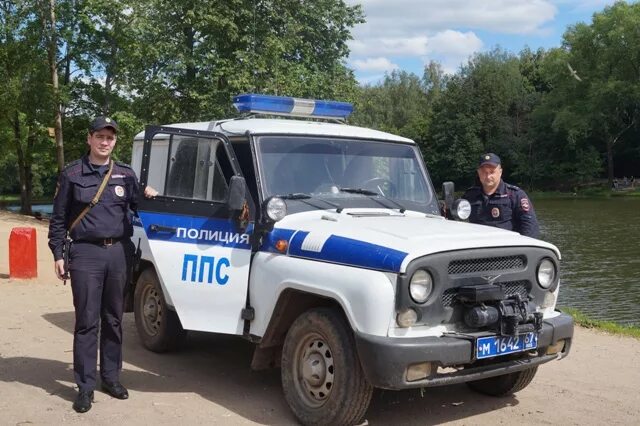 Патрульная машина ппс. Полицейский уаз патриот ппс. Машины полиции россии ппс. Уаз патриот фсин. Уаз полиция ппс.