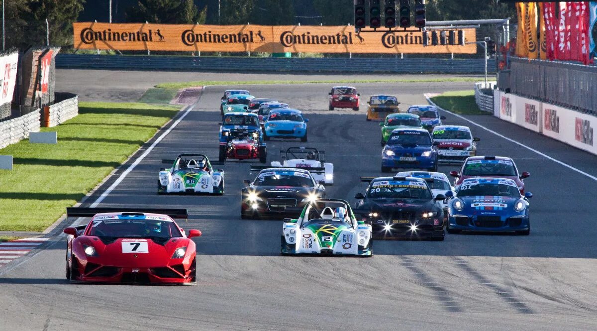 Porsche 911 Moscow Raceway. Endurance гонки. Гонки 2017. Эндуранс автогонки.