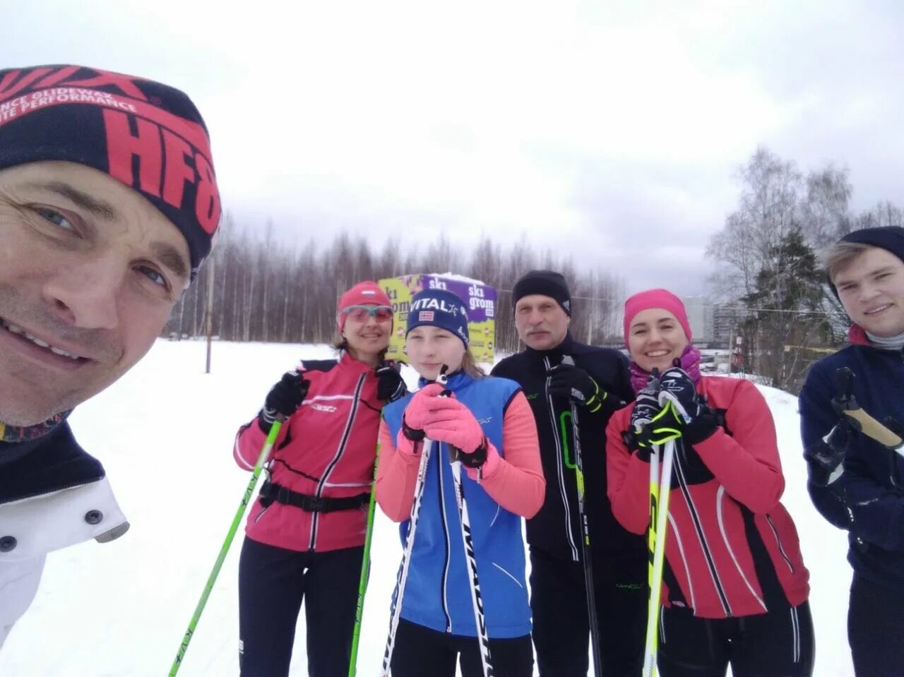 тренер по беговым лыжам. лыжные гонки. тренер по беговым лыжам. тренер лыжные гонки. тренер по лыжам.