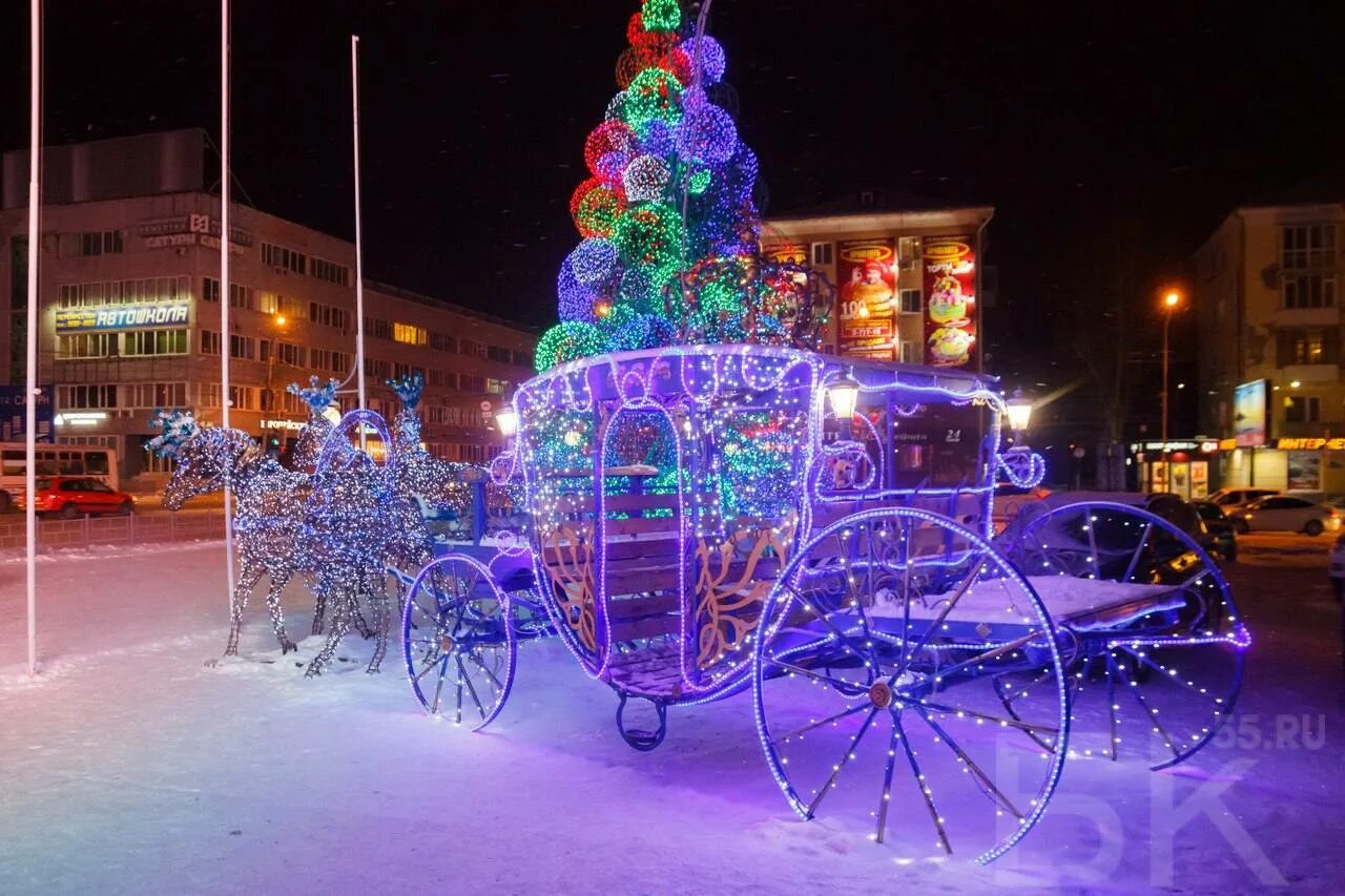 праздничная программа на новый год. омск новый год 2021. программа на новый год омск. программа на новый год омск. новогодний омск.