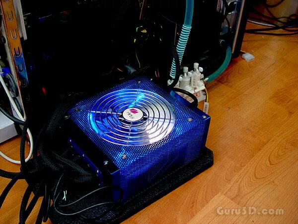 Hyper typing. Hiper type-r ii 680w. блок питания hiper 680w. hyper type r 2 680w. блок питания hiper type r2 680w.