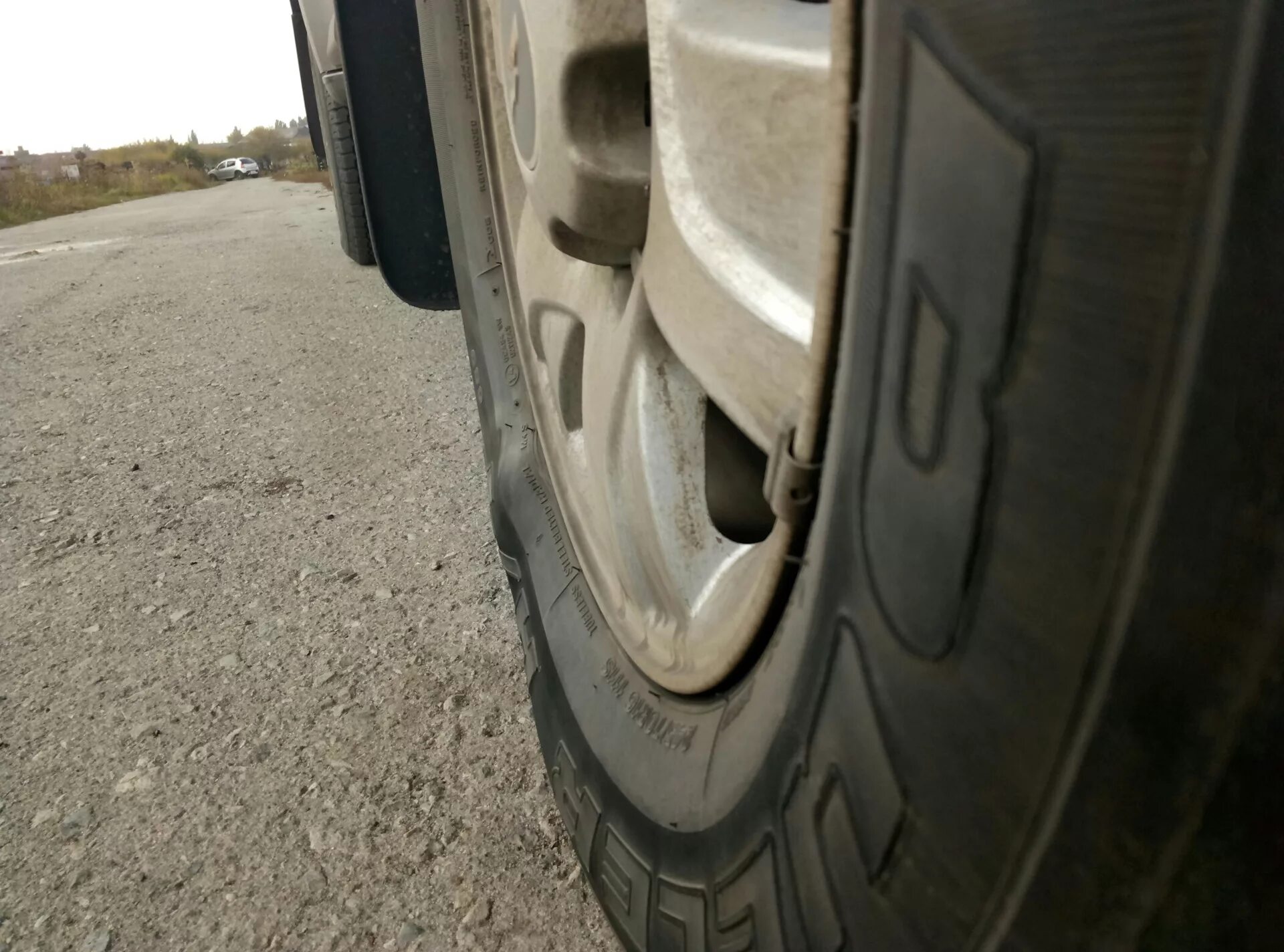 Сиська, точнее грыжа на колесе у машинки. - Chevrolet TrailBlazer (2G), 2,8 л, 2