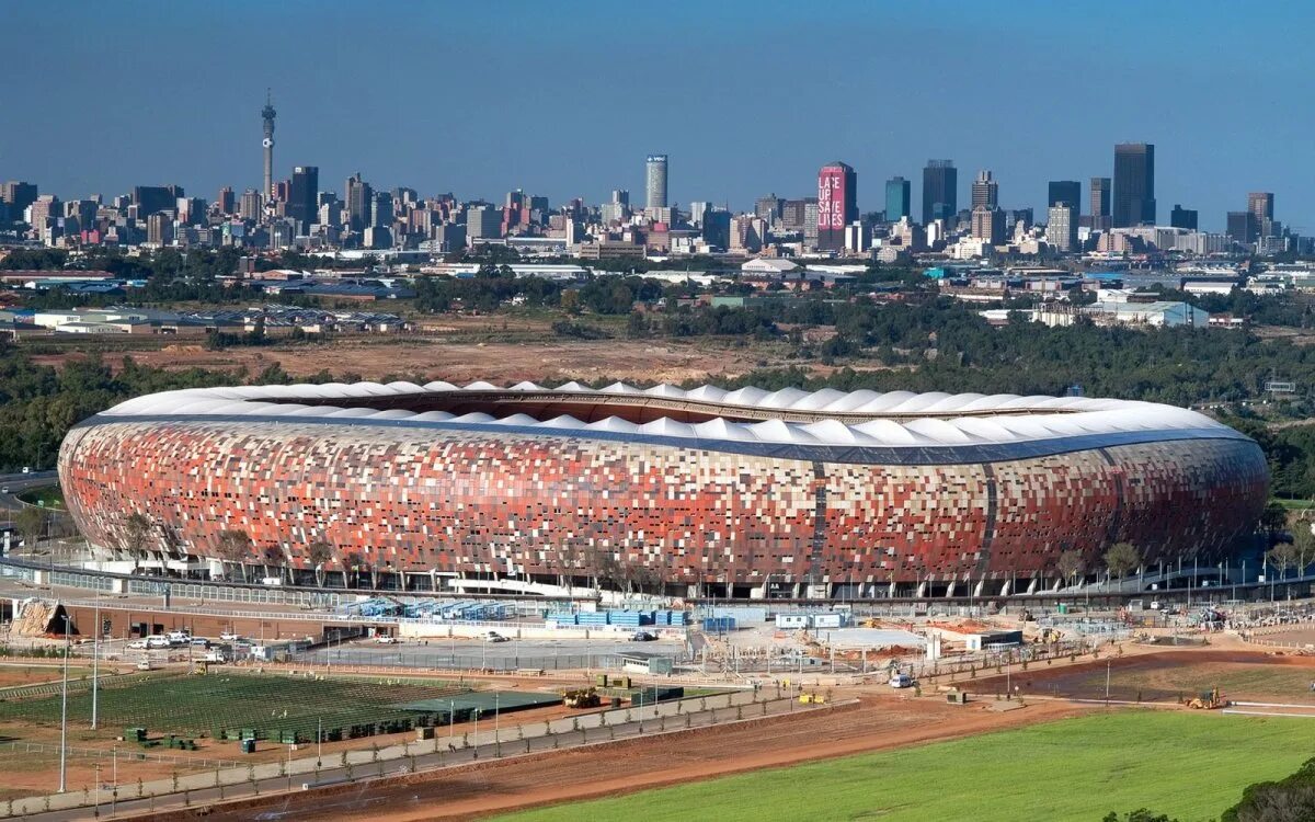 Самый большой стадион. СОККЕР Сити Йоханнесбург. СОККЕР Сити стадион ЮАР. СОККЕР Сити — Йоханнесбург, ЮАР. Йоханнесбург стадион.