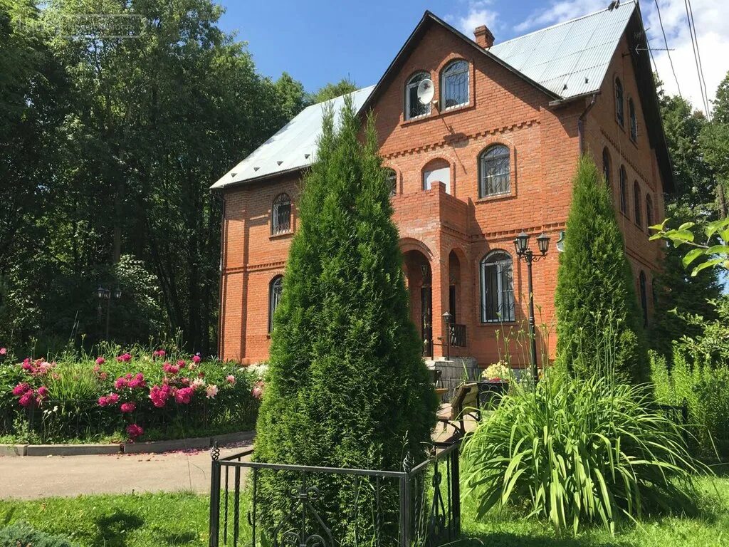 домодедовское шоссе снять дом на сутки. снять дом посуточно домодедово. московская область, домодедово, мкр барыбино, улица чкалова, 24. грин парк домодедово охотничий домик. коттедж на сутки домодедово с баней.