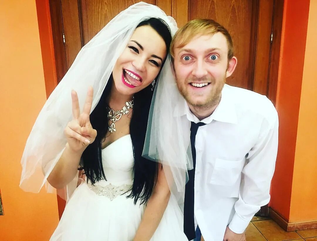 Галич и ее парень. Муж иды галич алан басиев. Ида галич и стас. Алан басиев. Дмитрий дизель парень иды.