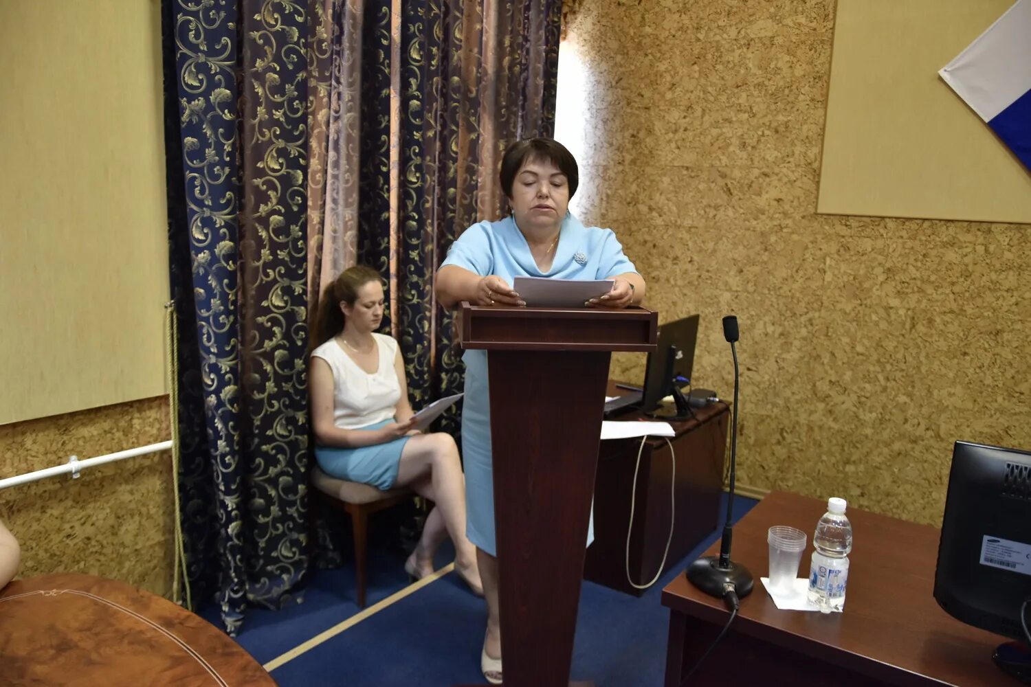 Семинар по театральной критике. Публичный воронеж. Результаты публичных слушаний. Кадастровый округ воронежа. Театральный критик фото.