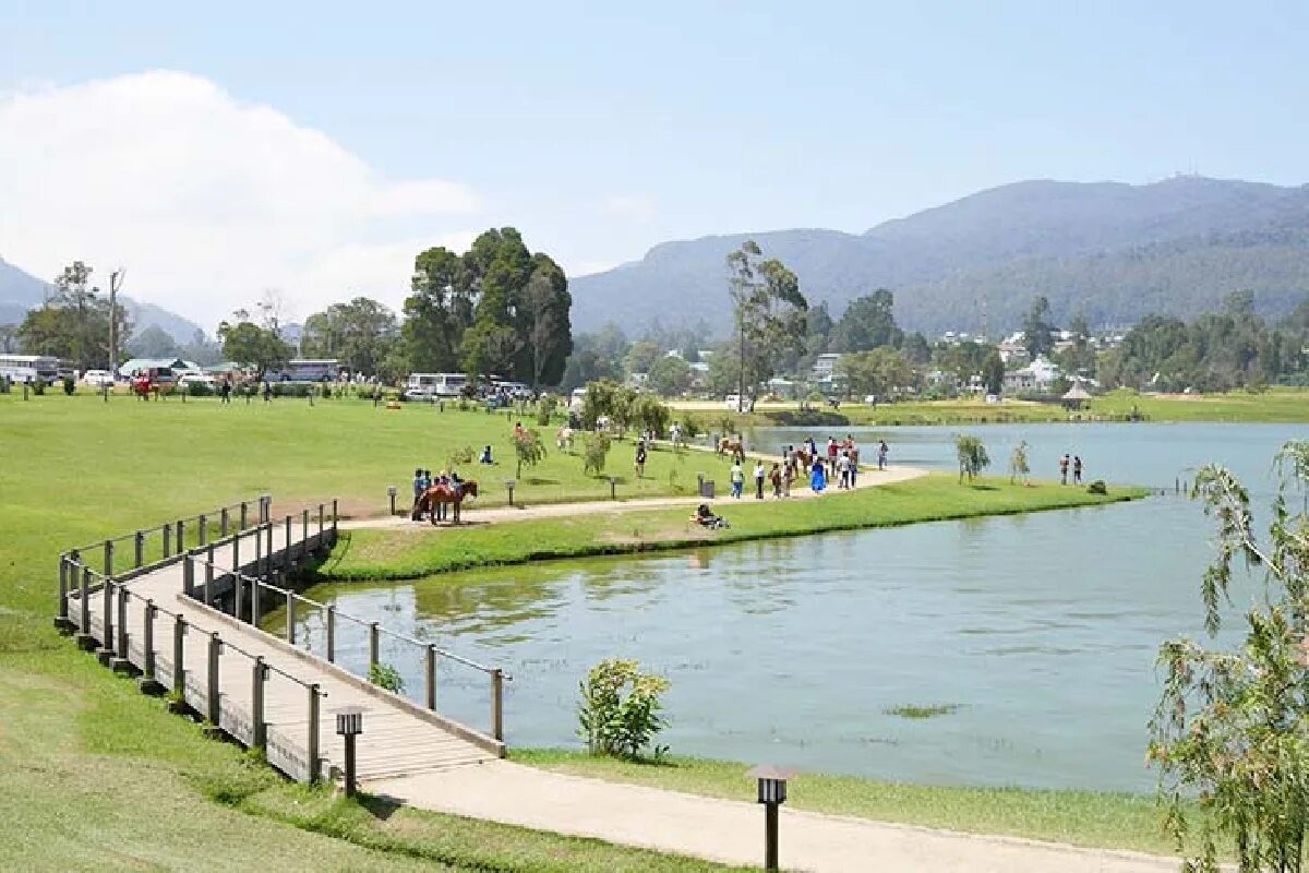 Нувара Элия озеро. Парк Грегори Нувара Элия. Озеро Грегори Шри Ланка. Ботанический сад и озеро Грегори в Нувара Элии.