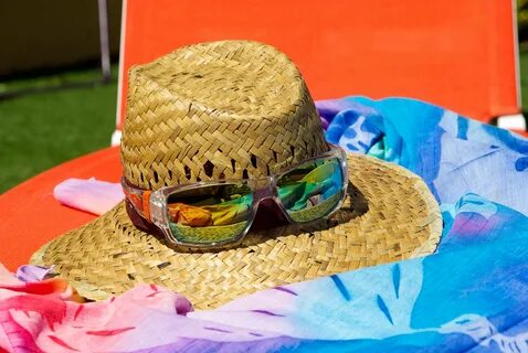 Rock fruit straw hat