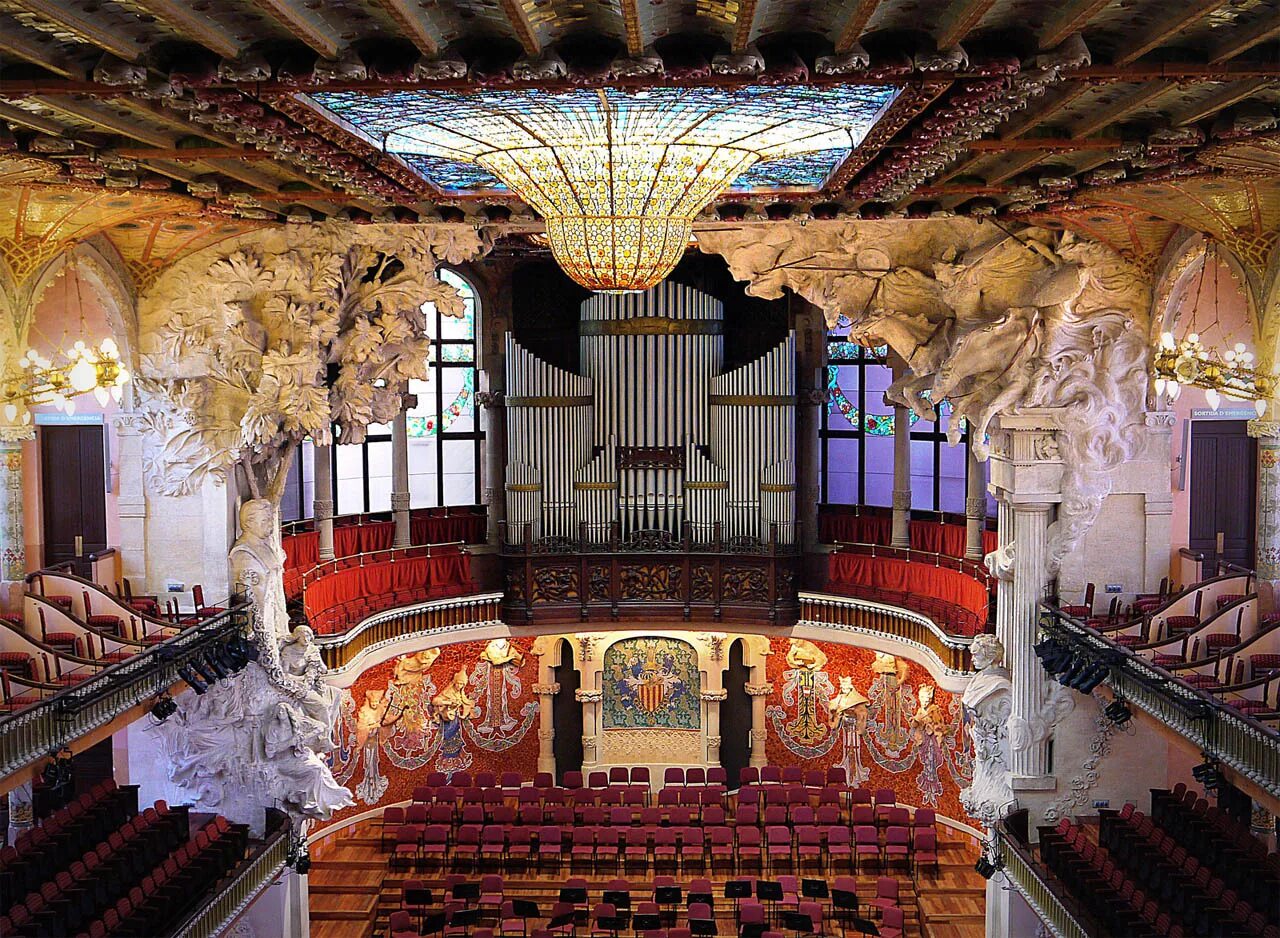 Hall world. Дворец каталонской музыки в Барселоне. Palau de la musica Catalana театр. Дворец каталонской музыки, Испания, Барселона.. Palau de la música Catalana Барселона.