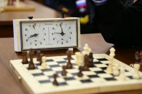 7 шахматных