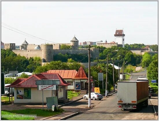 Ивангород псков. Ивангород адрес. Ивангород адрес. Ивангород адрес. Ивангородская крепость внутри.
