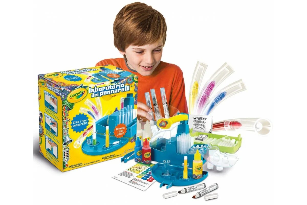 Мальчику найти игрушку. Набор для изготовления фломастеров crayola мастер-фломастер. подарок мальчику 9 лет. подарок мальчику 7 лет. подарок мальчику на 10.