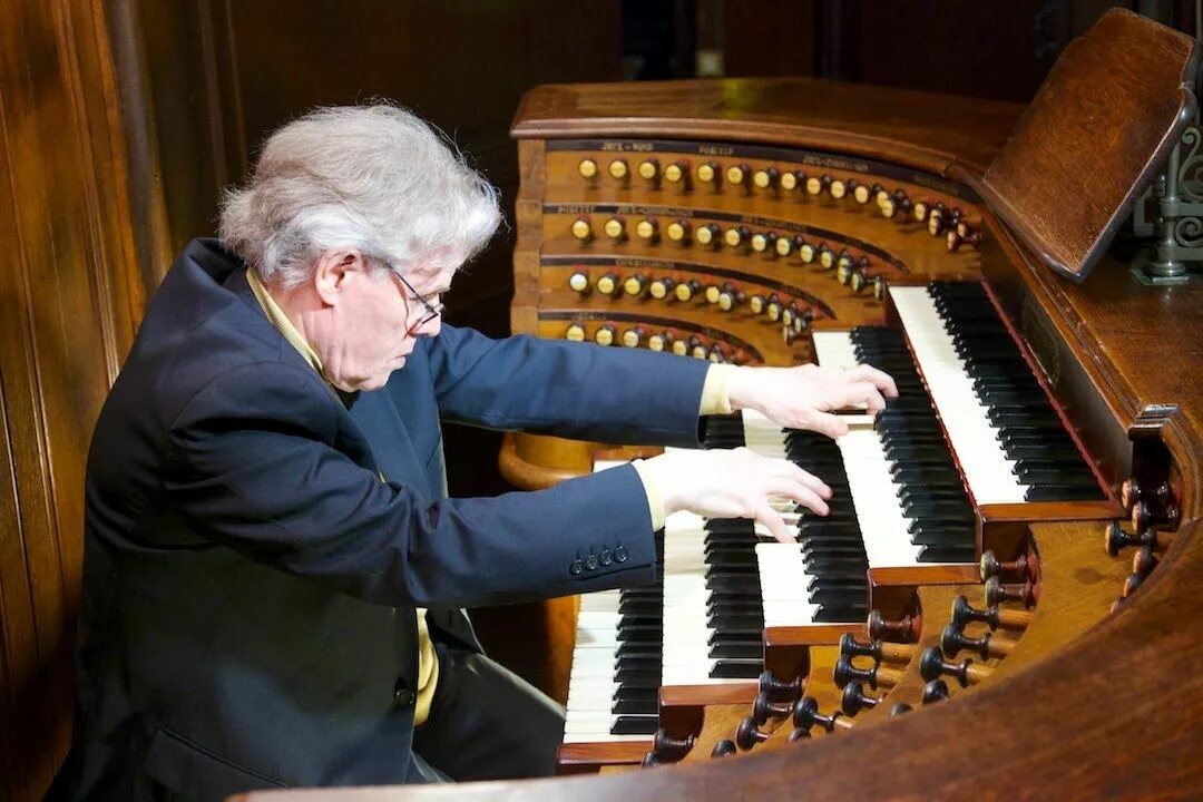 Bach organ