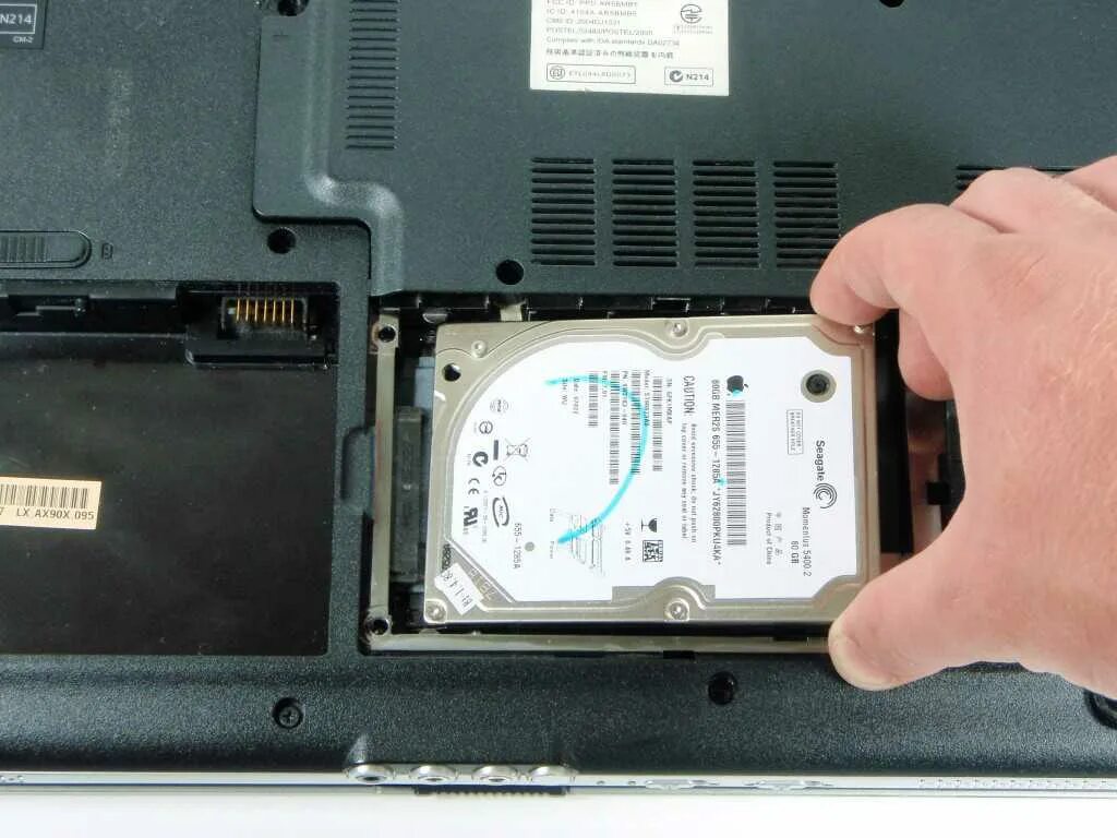 Стоит диск acer. Acer диск виндовс 7 на ноутбук. Ноутбук acer aspire 3 a315-31-c512. Acer aspire 5 silver. Стоит диск acer.