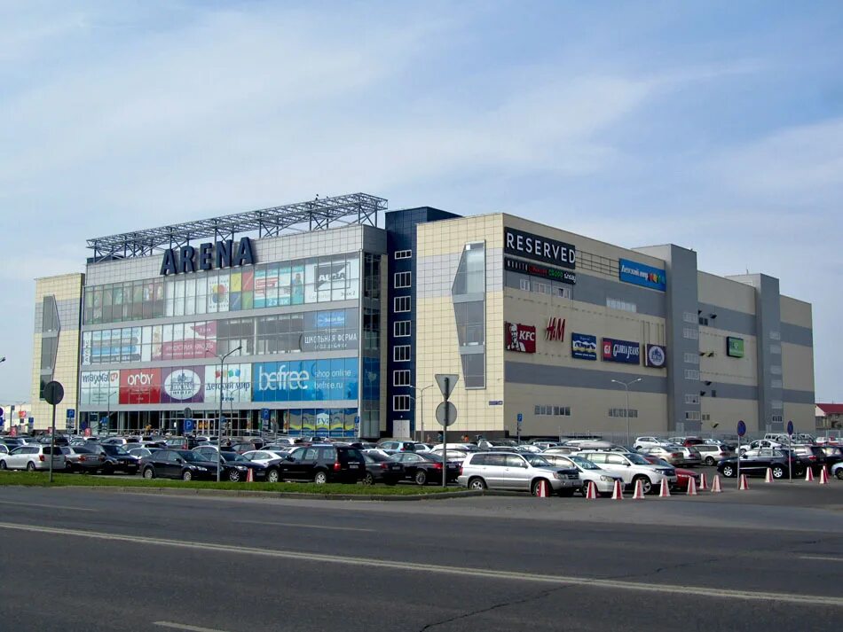 Arena адреса. Арена магазин спортивной одежды. Arena пермь плавательный магазин. Арена воронеж магазины. Арена дисконт магазин.