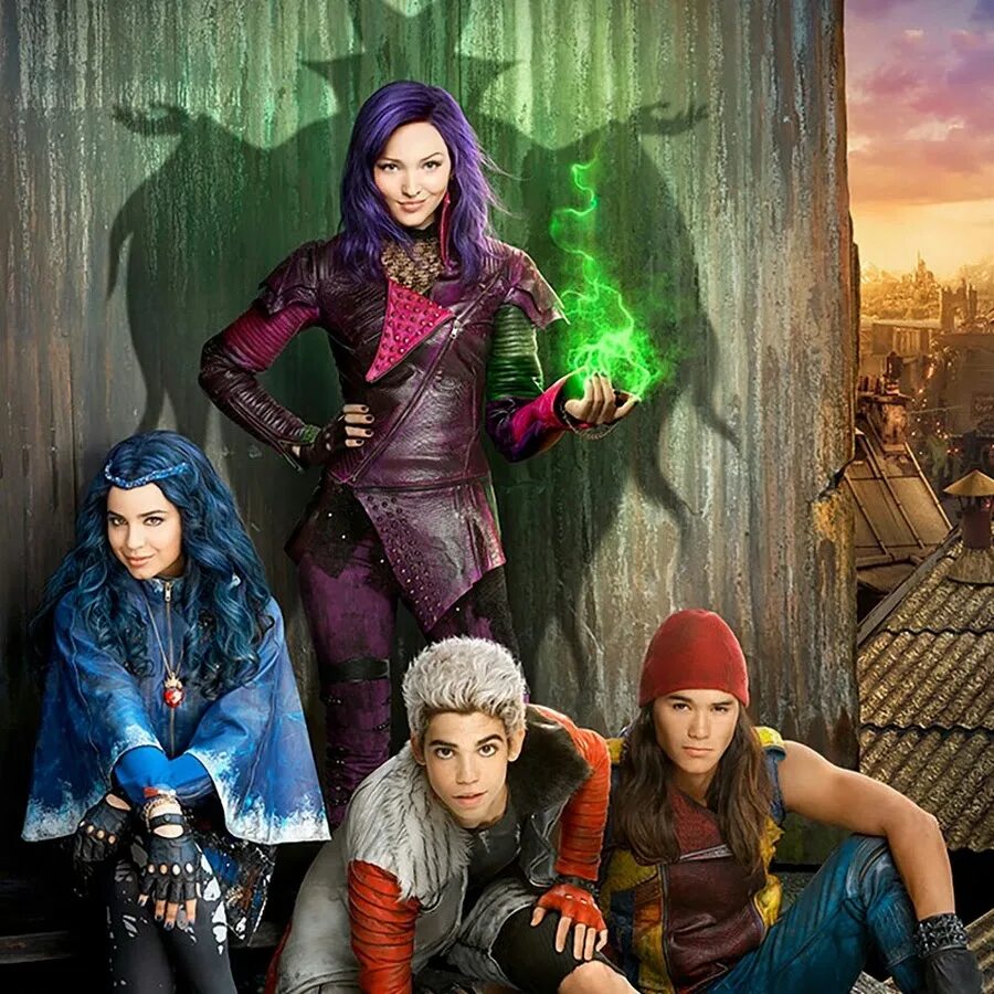 Песня каждый девочке нужен по супер злодею. Наследники (descendants) 2015. Наследники Дисней 1. Наследники 2015 Дисней. Наследники (descendants) 2019.