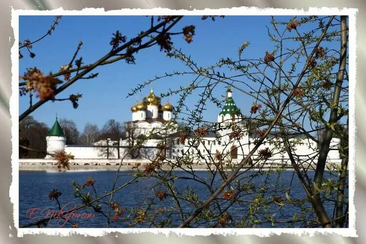 Ипатьевский монастырь режим работы. Костромская ипатьевская церковь зима. ипатьевский монастырь зима.