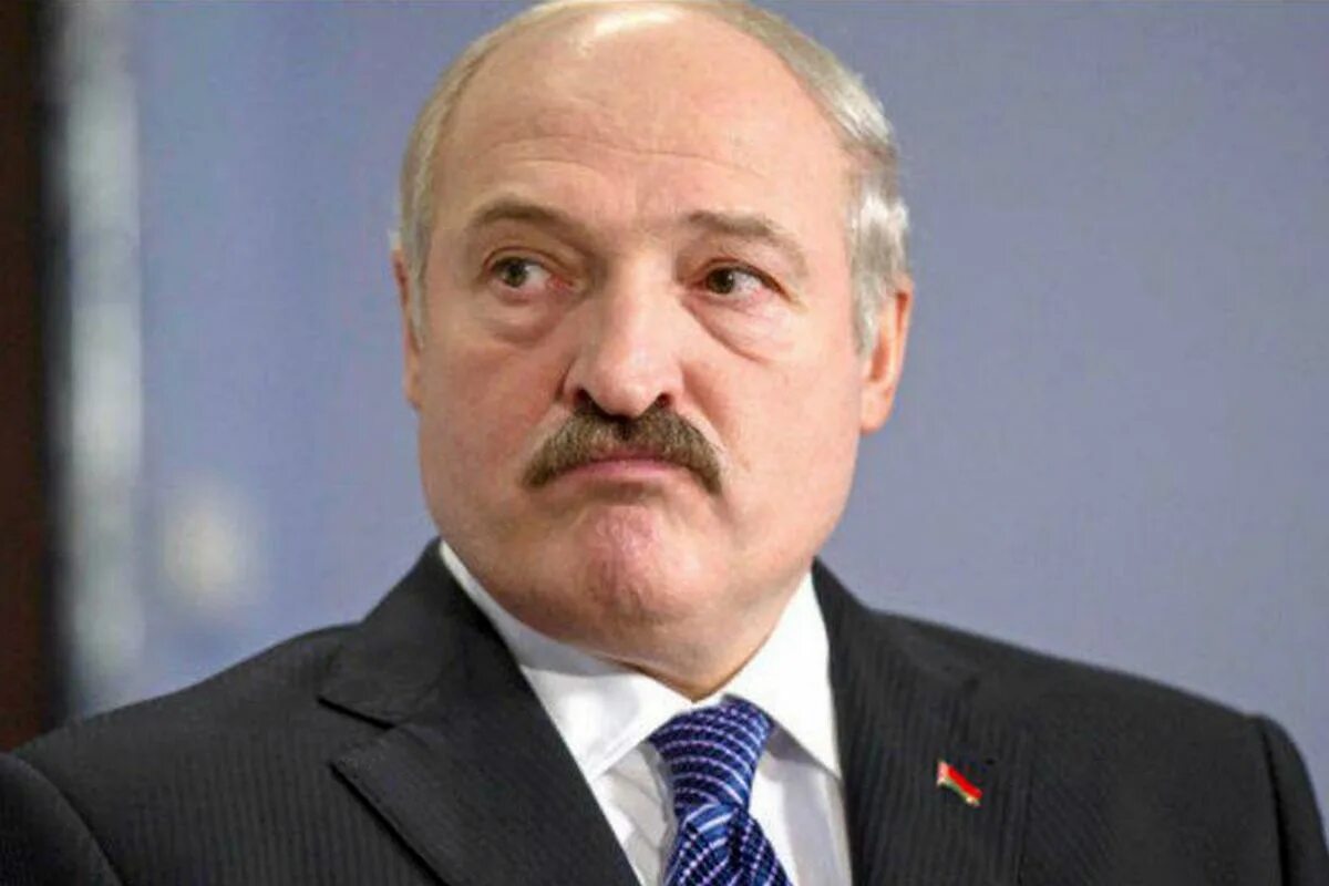 Лукашенко осудил. Лукашенко. александр григорьевич лукашенко. лукашенко расстроен. александр григорьевич лукашенко плачет.
