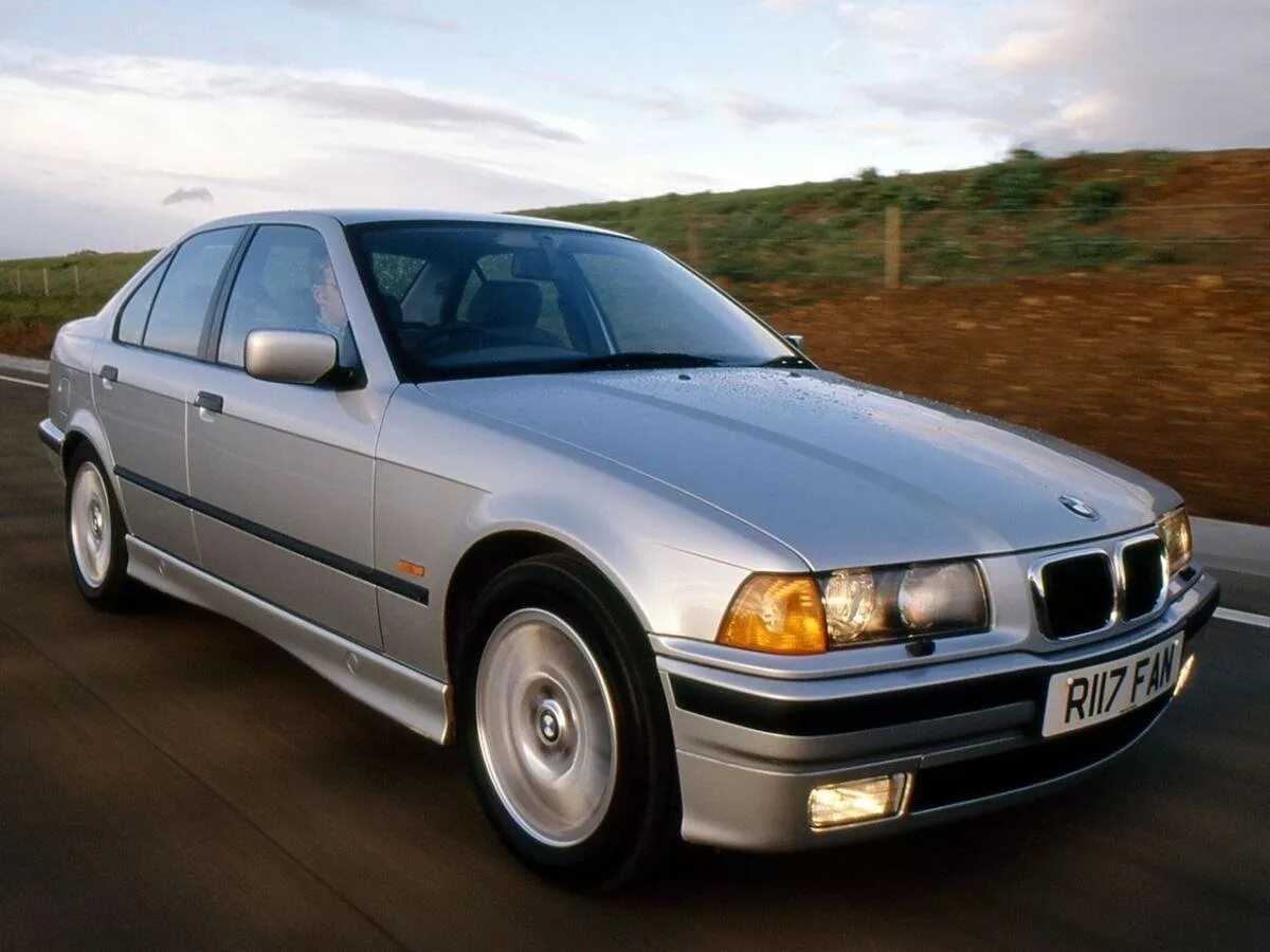 BMW M3 E36: Big footsteps and new paths to tread
