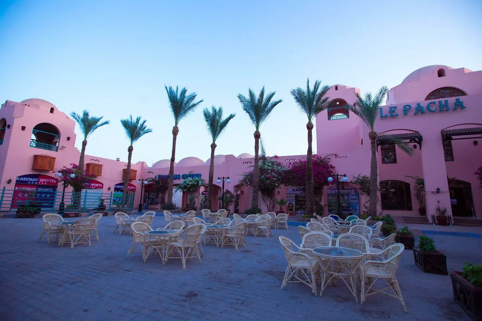 Pacha resort 4 хургада. Отель le Pacha Beach Resort Hurghada. Le Pacha 4 Египет Хургада.