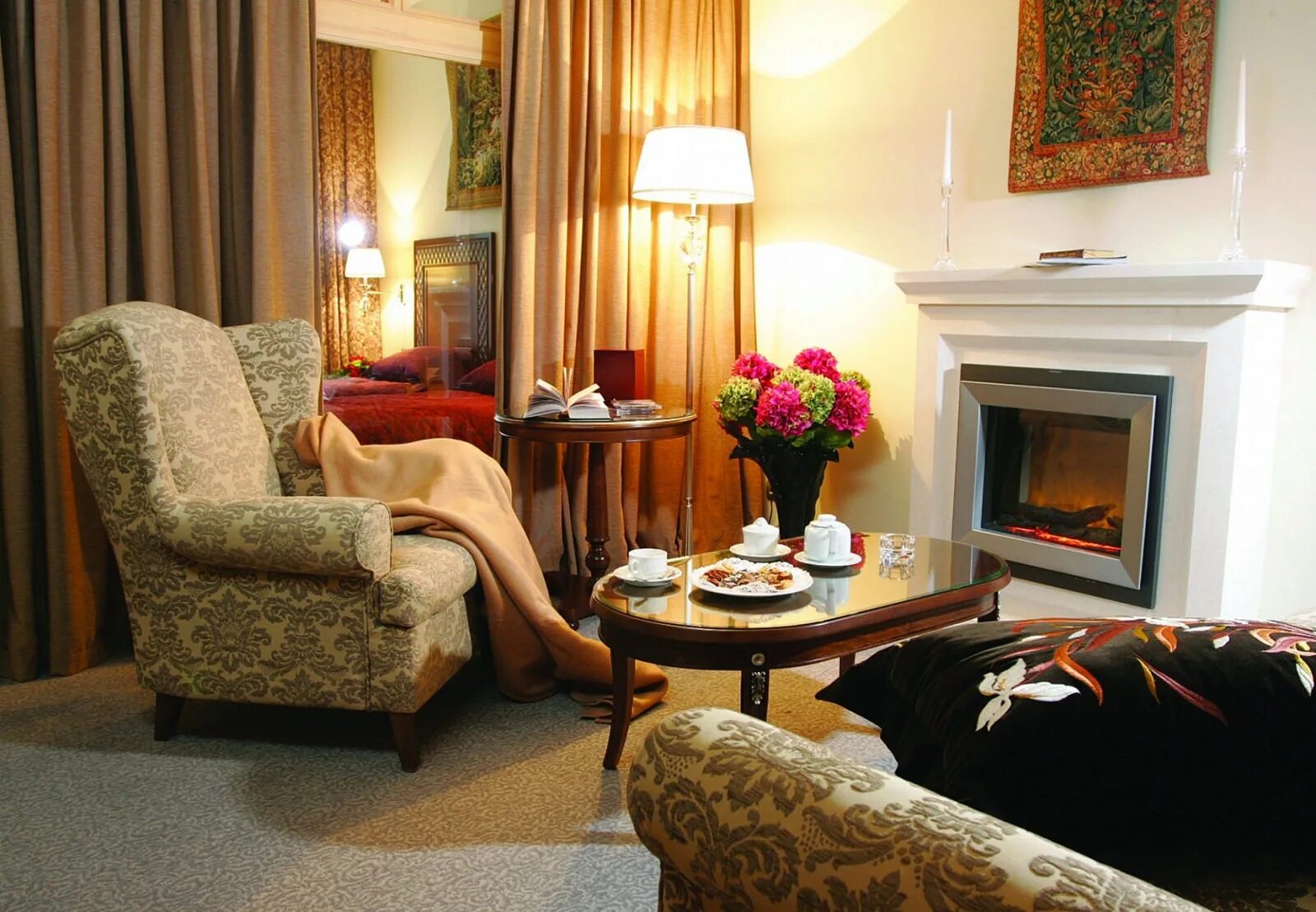 Гранд отель поляна сочи номера делюкс. Belmond grand hotel europe 5*. Гранд отель сочи красная поляна. Гранд отель эмеральд санкт-петербург номера. Гранд отель поляна сочи номера делюкс.